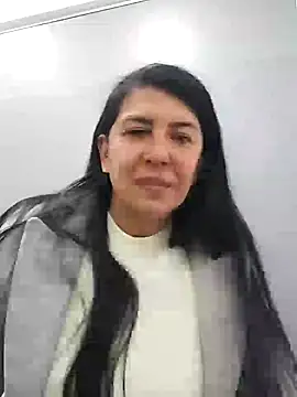 Snapshot of aisha_latina chatting on January 24, 2:08 pm aisha latina online show from January 24, 2:08 pm
