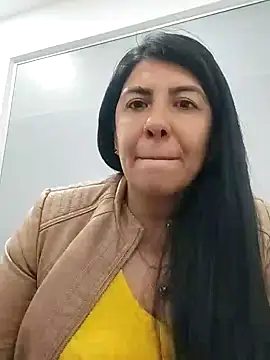 Snapshot of aisha_latina chatting on February 19, 3:16 pm aisha latina online show from February 19, 3:16 pm