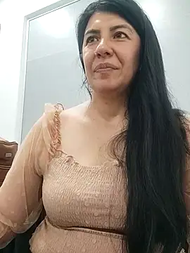 Snapshot of aisha_latina chatting on March 4, 3:59 pm aisha latina online show from March 4, 3:59 pm