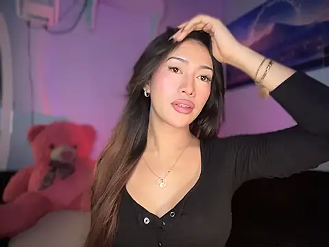 Jasmine Elcock online show from November 23, 3:56 pm