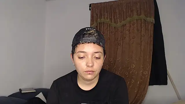 kathy luisa online show from April 30, 11:42 pm