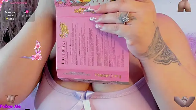 SophieRossi online show from February 9, 4:36 am