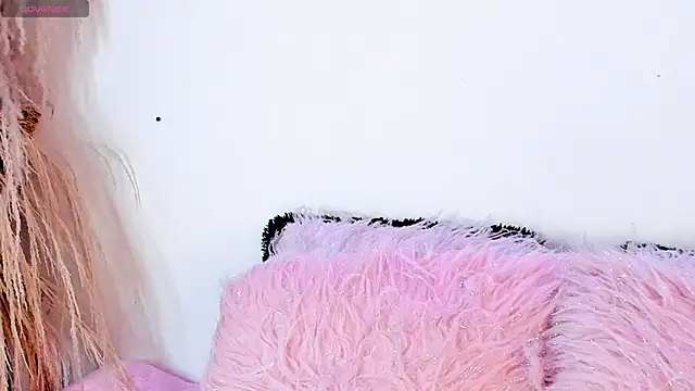 SophieRossi online show from March 14, 3:48 am