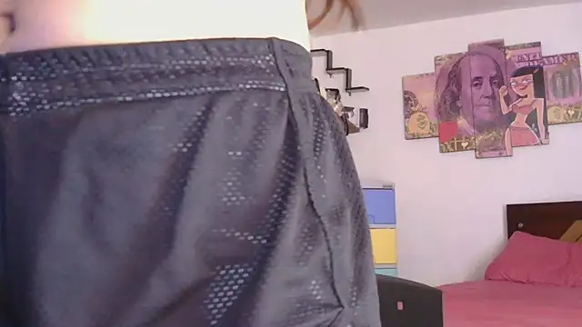 Snapshot of natty_01 chatting on February 16, 11:38 am natty 01 online show from February 16, 11:38 am