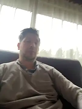 Taxidriver1988 online show from February 4, 8:46 am