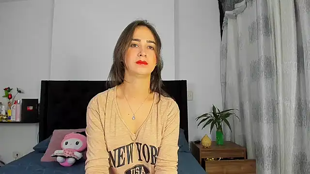 Snapshot of AndreaStivens chatting on September 20, 9:21 am AndreaStivens online show from September 20, 9:21 am