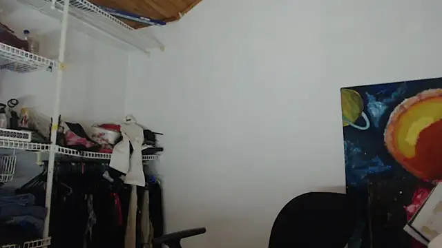 Snapshot of mariecam420 chatting on November 10, 4:00 am mariecam420 online show from November 10, 4:00 am