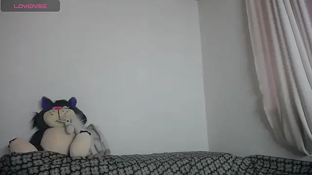 Snapshot of mariecam420 chatting on November 21, 10:30 pm mariecam420 online show from November 21, 10:30 pm