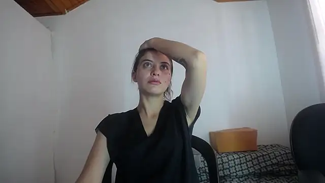 Snapshot of mariecam420 chatting on December 4, 3:32 pm mariecam420 online show from December 4, 3:32 pm