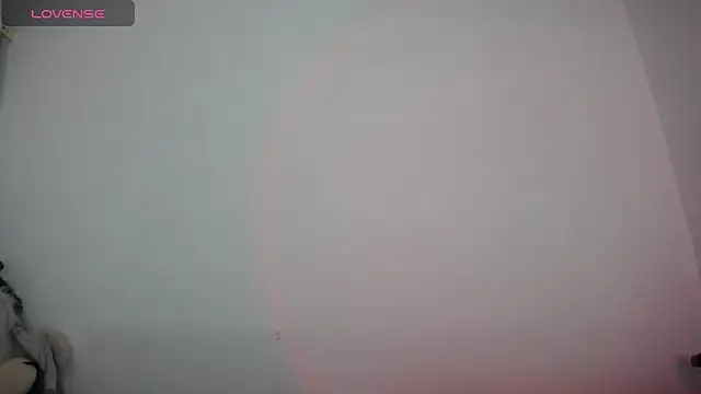 Snapshot of mariecam420 chatting on December 16, 1:32 am mariecam420 online show from December 16, 1:32 am