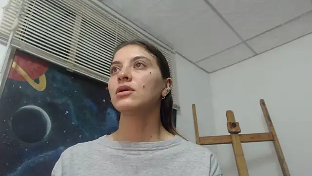 Snapshot of mariecam420 chatting on June 15, 10:39 am mariecam420 online show from June 15, 10:39 am