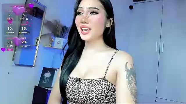 Snapshot of Icon1c_LiLy chatting on October 5, 11:35 pm Icon1c LiLy online show from October 5, 11:35 pm