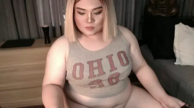 Snapshot of mysticofcum chatting on January 23, 2:02 am mysticofcum online show from January 23, 2:02 am