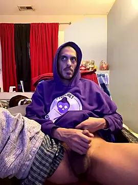 hottboyy45 online show from January 8, 8:33 pm