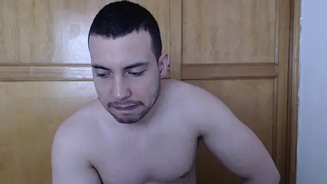 Armando 2002 online show from June 4, 4:02 pm