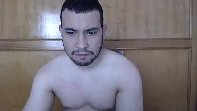 Armando 2002 online show from June 12, 5:56 pm