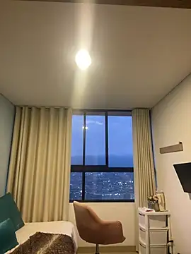 Snapshot of RouseColins chatting on January 3, 11:12 pm RouseColins online show from January 3, 11:12 pm