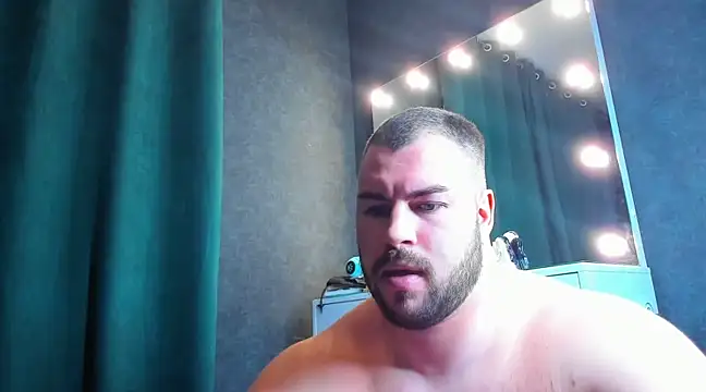 Snapshot of muscularjohnforuX chatting on February 10, 6:56 pm muscularjohnforuX online show from February 10, 6:56 pm