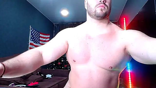 Snapshot of muscularjohnforuX chatting on February 12, 7:02 pm muscularjohnforuX online show from February 12, 7:02 pm