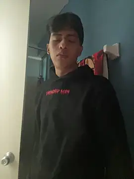 Snapshot of Morahot chatting on February 24, 11:10 am Morahot online show from February 24, 11:10 am