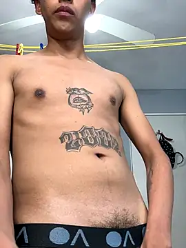 Snapshot of Morahot chatting on November 12, 11:10 am Morahot online show from November 12, 11:10 am