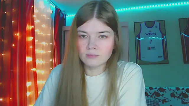 Snapshot of Klementa chatting on November 10, 6:40 pm Klementa online show from November 10, 6:40 pm