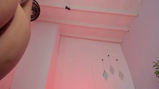 swt-booty online show from October 22, 5:34 pm