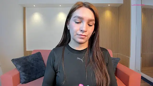 miataylorr1 online show from December 17, 12:00 pm