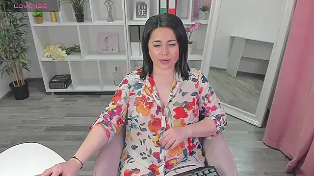 EmaBrownie online show from February 2, 8:08 pm