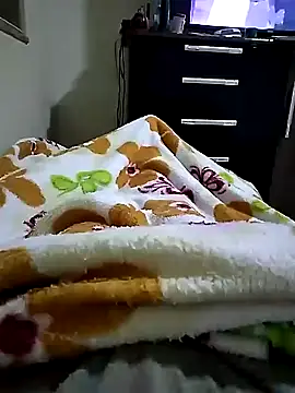 Snapshot of shiiank chatting on June 30, 1:28 am shiiank online show from June 30, 1:28 am