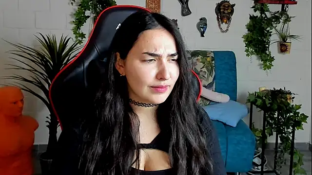 CeceliaJohnson online show from January 25, 8:10 am