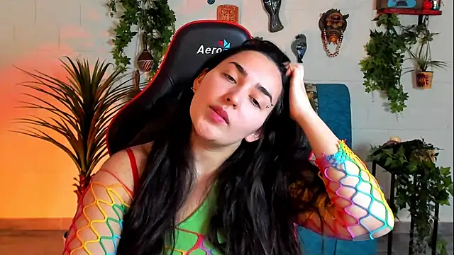 CeceliaJohnson online show from February 7, 8:11 am