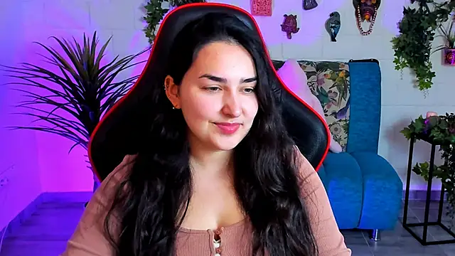 CeceliaJohnson online show from March 13, 8:04 am