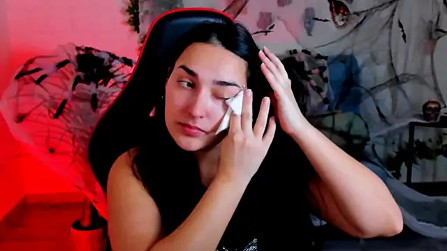 CeceliaJohnson online show from October 21, 8:04 am