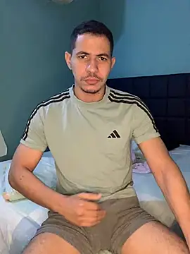 Snapshot of steven_clain chatting on February 12, 4:54 am steven clain online show from February 12, 4:54 am