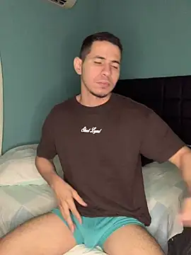 Snapshot of steven_clain chatting on February 16, 9:48 pm steven clain online show from February 16, 9:48 pm