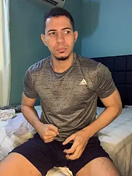 Snapshot of steven_clain chatting on March 16, 4:12 pm steven clain online show from March 16, 4:12 pm