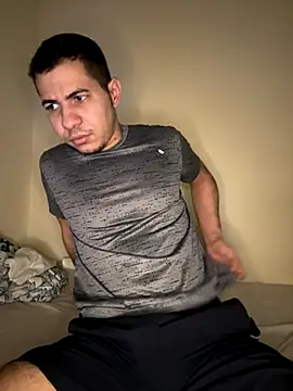 Snapshot of steven_clain chatting on November 13, 12:09 am steven clain online show from November 13, 12:09 am