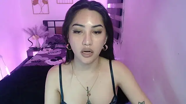 Snapshot of TS_QueenMistress chatting on March 16, 3:17 pm TS QueenMistress online show from March 16, 3:17 pm