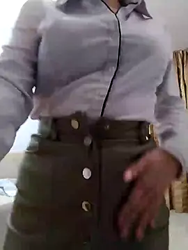 Snapshot of baby_sweet_girl_ chatting on January 13, 2:07 am baby sweet girl online show from January 13, 2:07 am