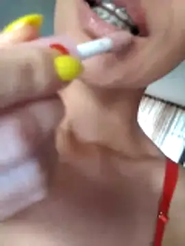 baby sweet girl  online show from June 15, 5:48 pm