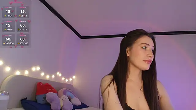 Snapshot of SoeTheReal chatting on March 28, 4:56 am SoeTheReal online show from March 28, 4:56 am