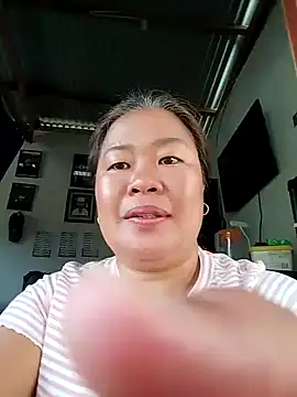 lickmepussy21 online show from February 3, 6:24 am