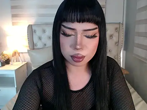 Snapshot of RebecaNextToYou chatting on June 4, 5:19 pm RebecaNextToYou online show from June 4, 5:19 pm