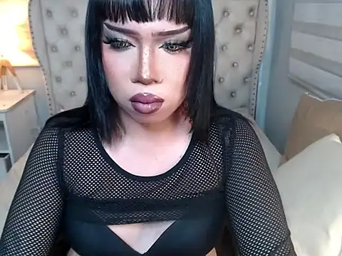 Snapshot of RebecaNextToYou chatting on June 6, 4:55 pm RebecaNextToYou online show from June 6, 4:55 pm