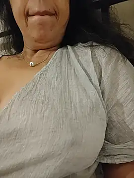 Susannemilf online show from March 28, 4:01 am
