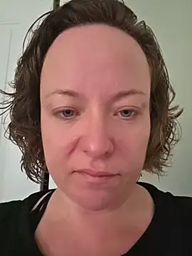 julimonroe online show from June 10, 6:29 pm