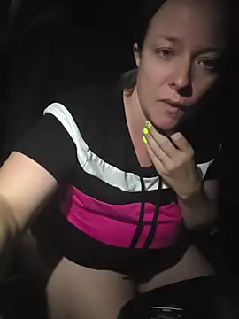 julimonroe online show from July 19, 3:43 am
