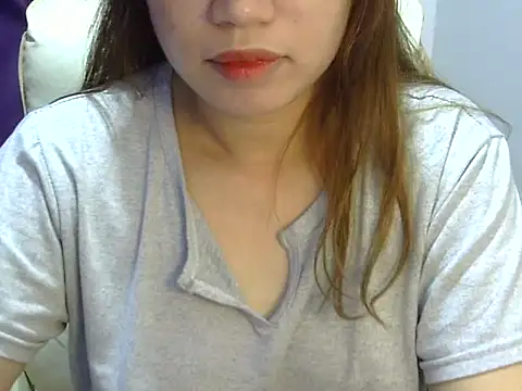 Snapshot of ___zurIII09_ chatting on April 12, 8:08 am zurIII09 online show from April 12, 8:08 am