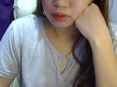 Snapshot of ___zurIII09_ chatting on April 12, 8:14 pm zurIII09 online show from April 12, 8:14 pm